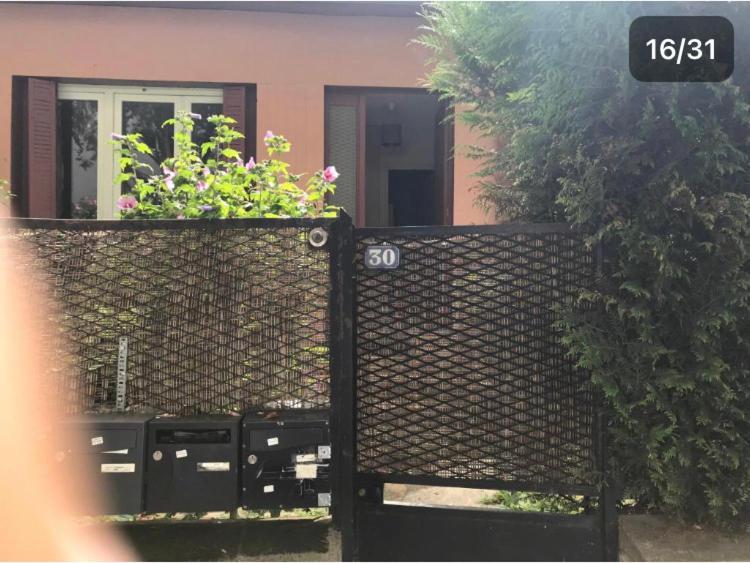 Pavillon 1 A 4 Personnes Chez L'Habitant Parfait Pour Une Famille باغنيو المظهر الخارجي الصورة