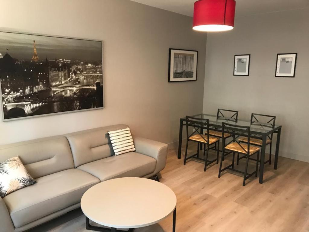 Pavillon 1 A 4 Personnes Chez L'Habitant Parfait Pour Une Famille باغنيو المظهر الخارجي الصورة