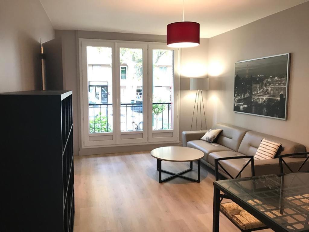 Pavillon 1 A 4 Personnes Chez L'Habitant Parfait Pour Une Famille باغنيو المظهر الخارجي الصورة